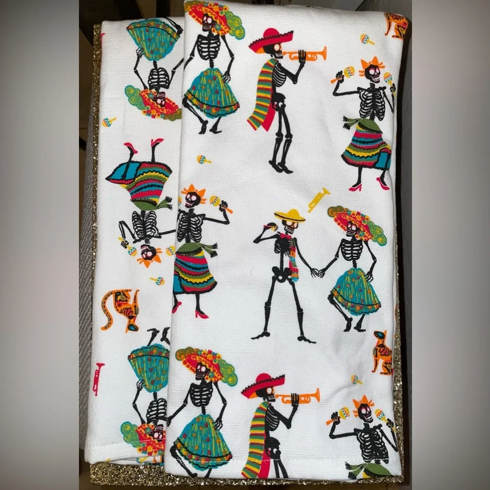 NWOT! Cynthia Rowley Halloween/Dia De Los Muertos Cotton Towel Set 18”x28”🎃